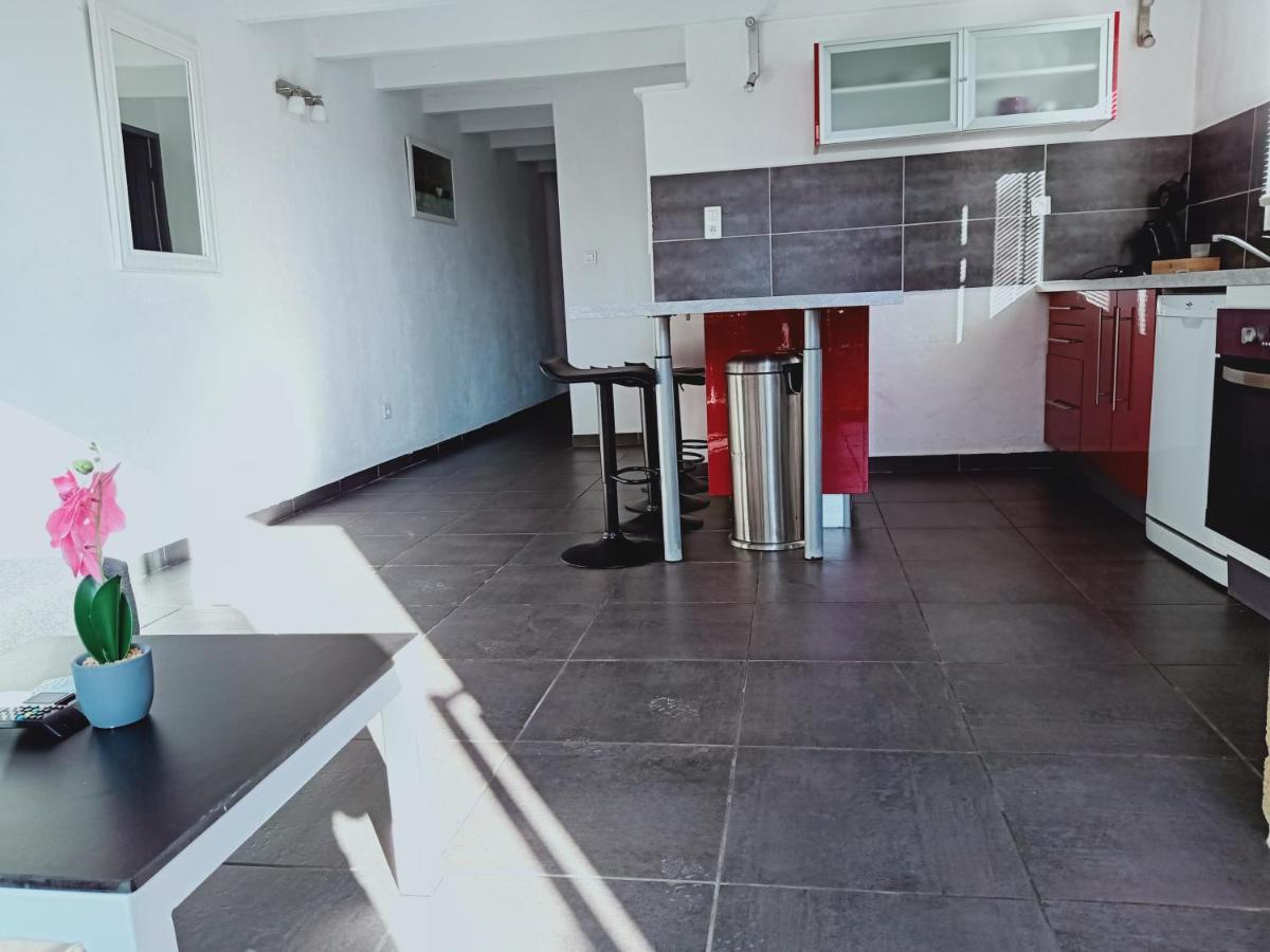Mas La Farelle Gite, Fitness & Salle De Jeux Gratuite & Spa En Supplement Nîmes Exterior foto