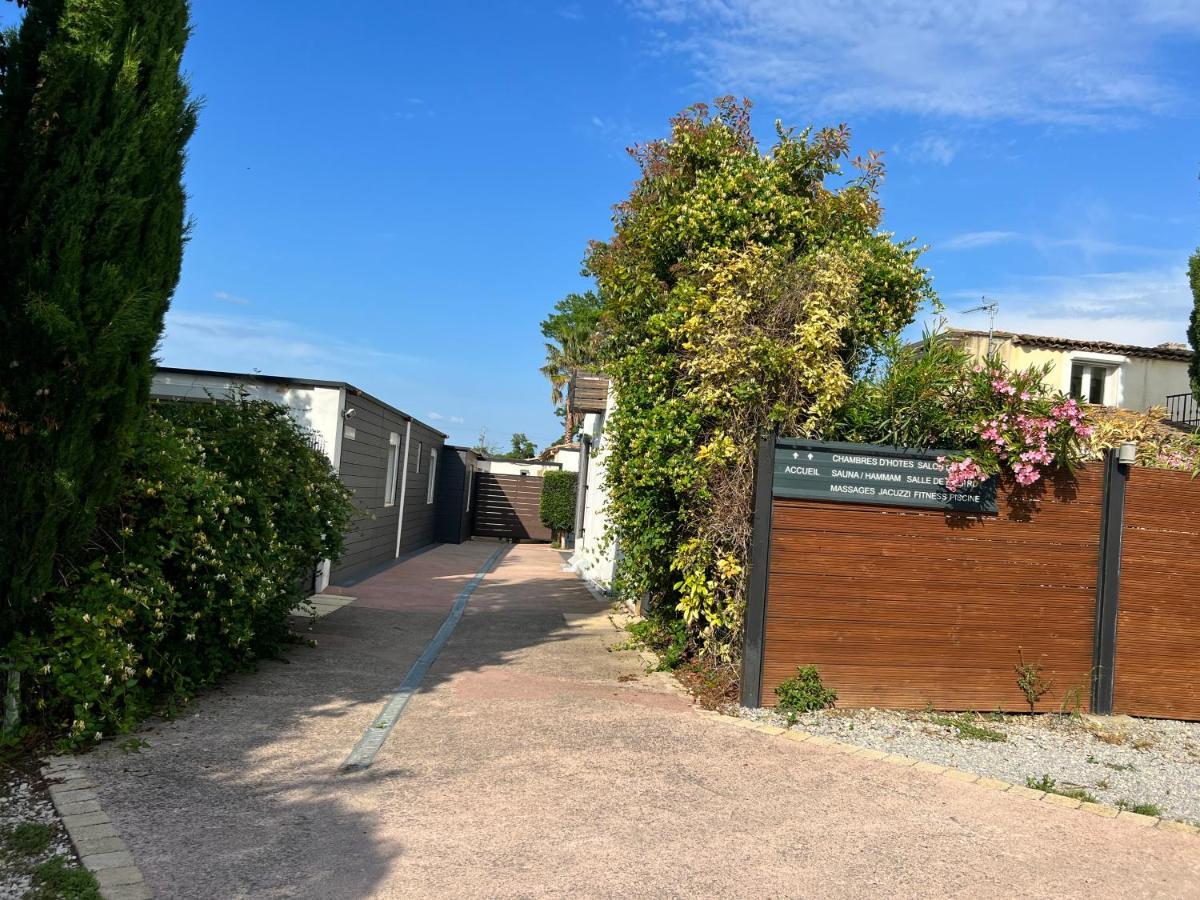 Mas La Farelle Gite, Fitness & Salle De Jeux Gratuite & Spa En Supplement Nîmes Exterior foto